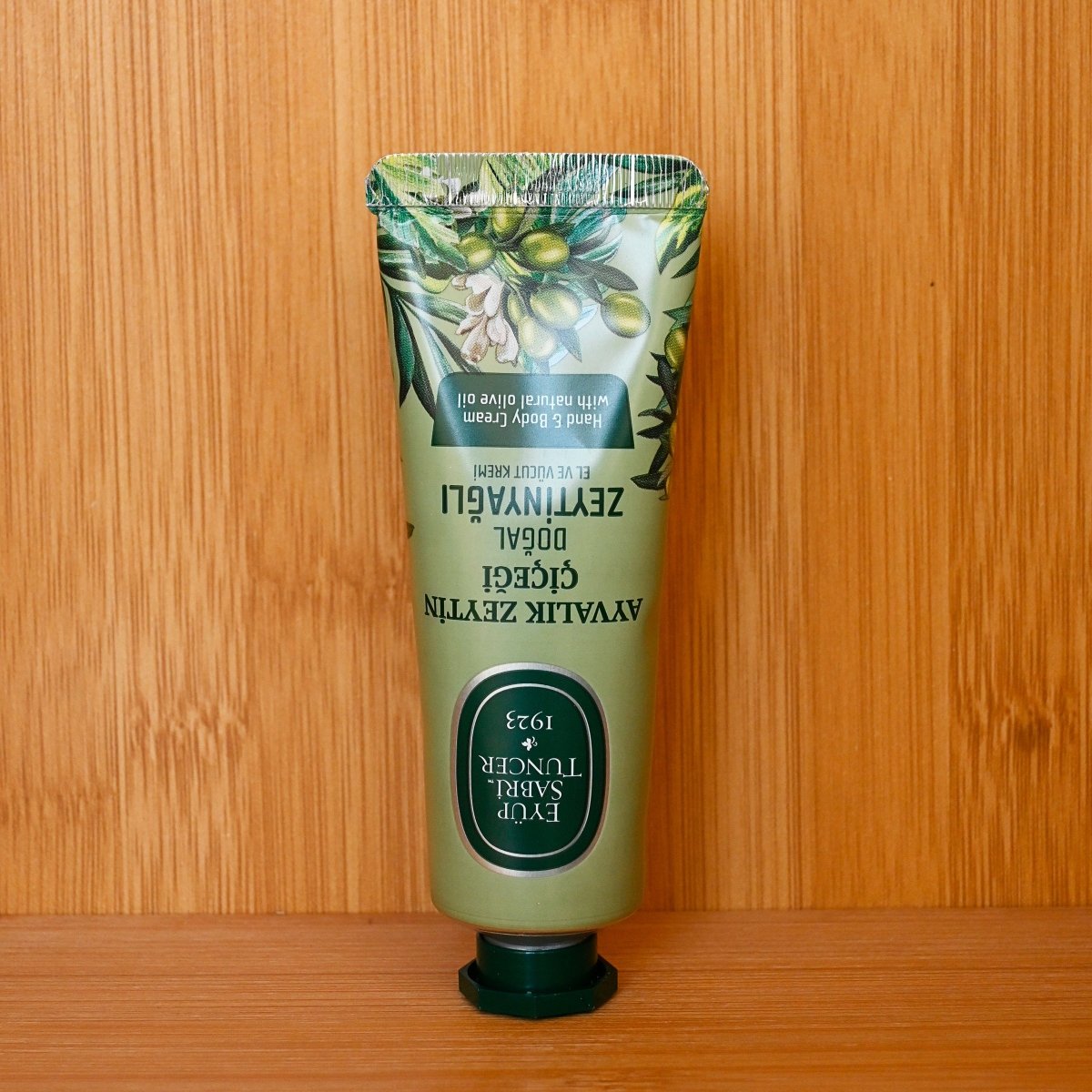 Crema corporal con aceite de oliva y flor de olivo de Ayvalik – 50 ml – Loción corporal natural Eyüp Sabri Tuncer – Grupo DoL