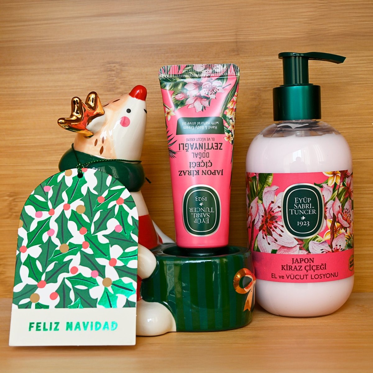 Set de Cuidado Suave y Floral - Loción + crema de Flor de cerezo japonés – Loción corporal natural Eyüp Sabri Tuncer – DoL