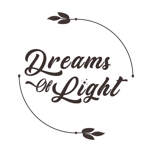 Logo oficial Dreams of Light – Marca peruana de lociones y cremas veganas